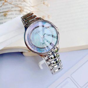 Citizen Ladies 30mm Women's Watch!